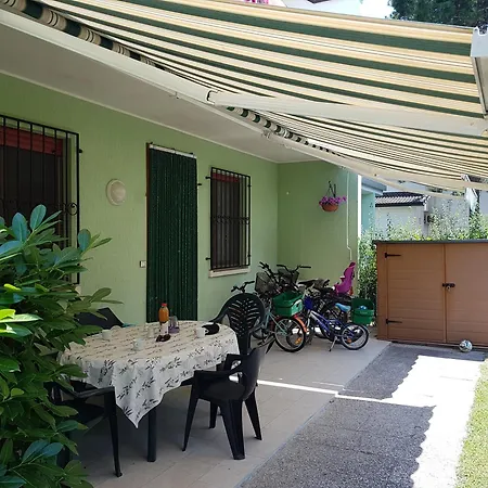 Adriella * Bibione