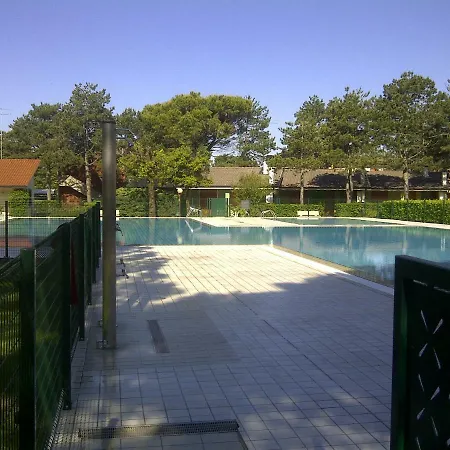Adriella * Bibione