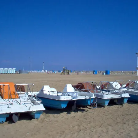 Adriella Μπιμπιόνε