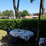 Апартаменты Adriella *