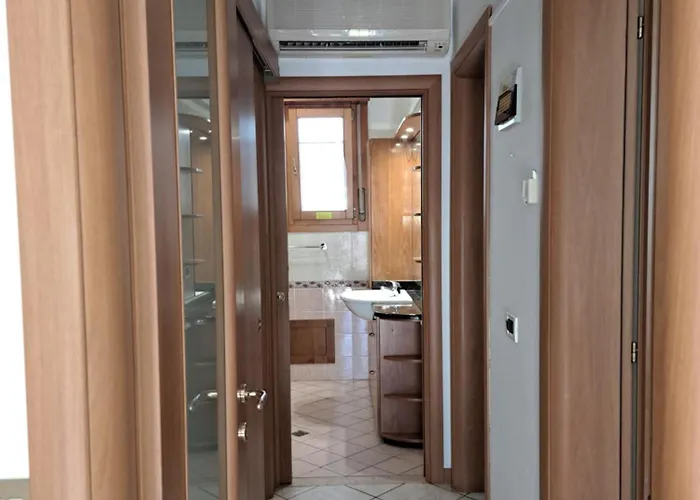 Adriella Бибионе